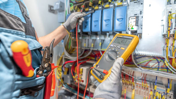 Best Electrical Outlet Repair  in Carthage, IL